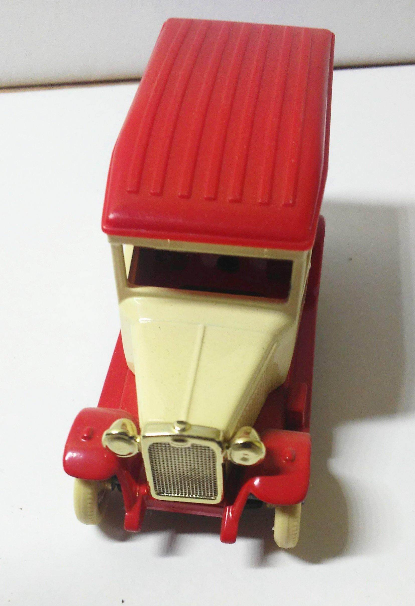 Lledo Hartoy DG21 Diecast Metal Coca-Cola 1934 Chevrolet Van Made in England 1986 - TulipStuff