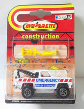 Load image into Gallery viewer, Majorette 228 Chevy Blazer Wrecker Depanneuse 291 Vintage Diecast Tow Truck Construction Toy 1990&#39;s - TulipStuff
