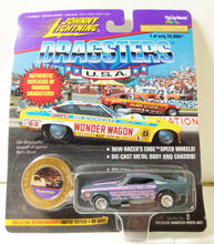 Load image into Gallery viewer, Johnny Lightning Dragsters USA Trojan Horse &#39;71 Ford Mustang Funny Car - TulipStuff
