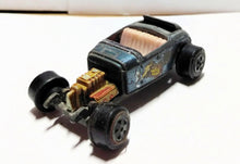 Load image into Gallery viewer, Johnny Lightning Topper Custom &#39;32 Ford Roadster Hot Rod USA 1969 Blue - TulipStuff
