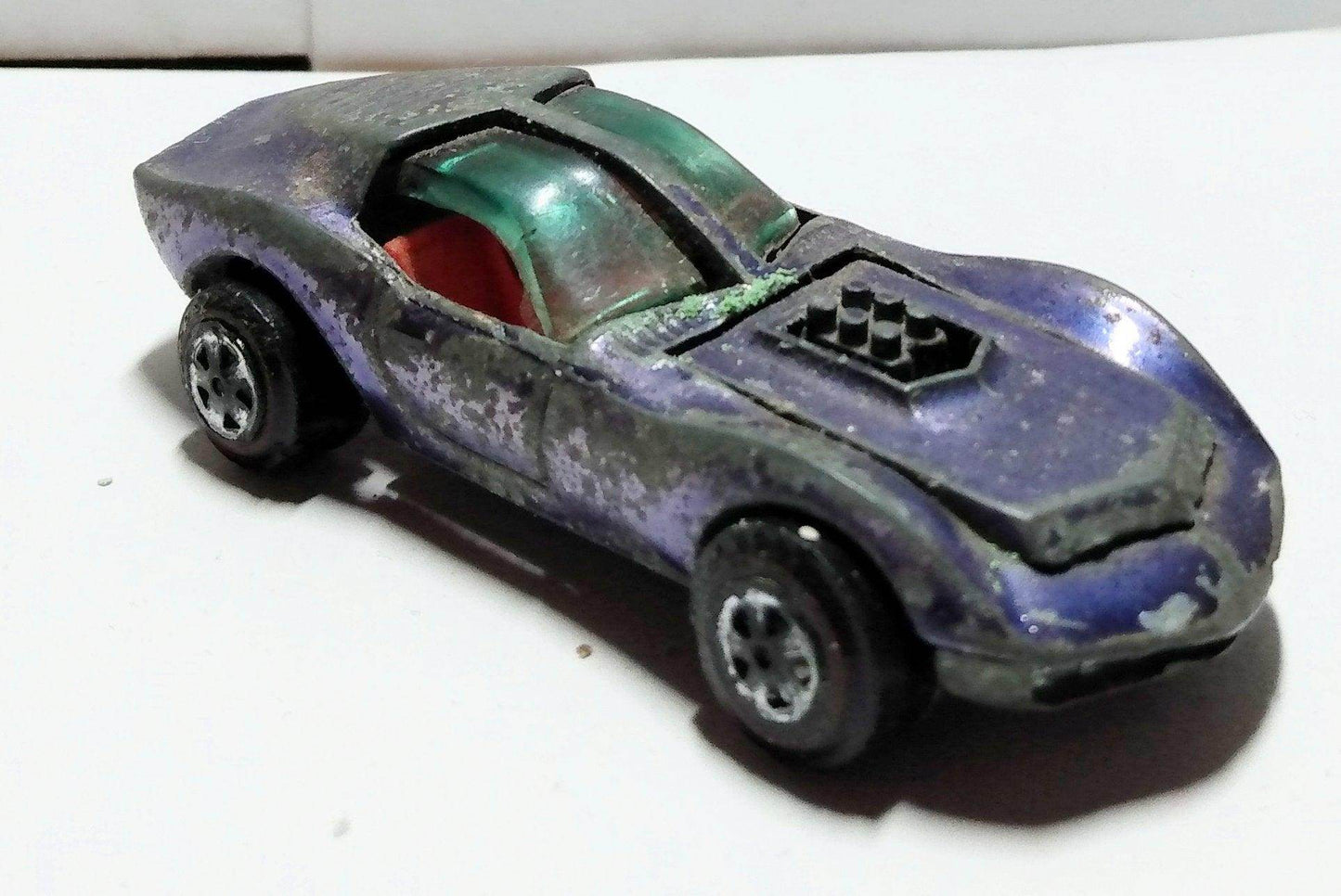 Johnny Lightning Topper Custom Mako Shark USA 1969 Purple - TulipStuff