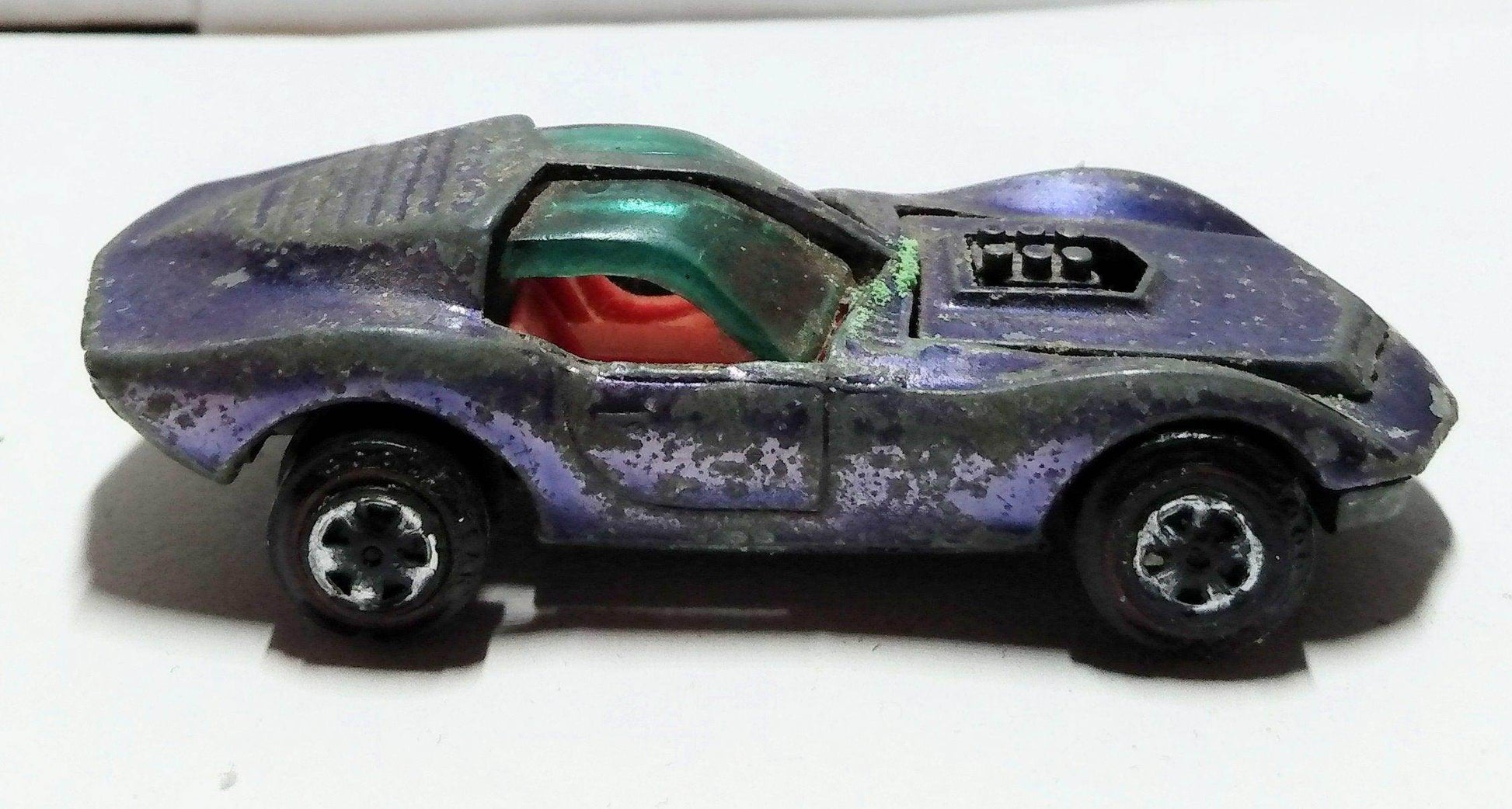 Johnny Lightning Topper Custom Mako Shark USA 1969 Purple - TulipStuff
