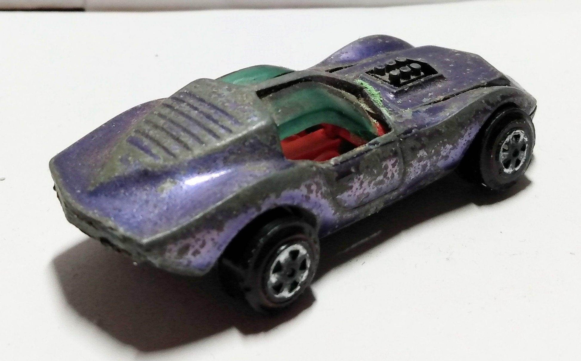 Johnny Lightning Topper Custom Mako Shark USA 1969 Purple - TulipStuff