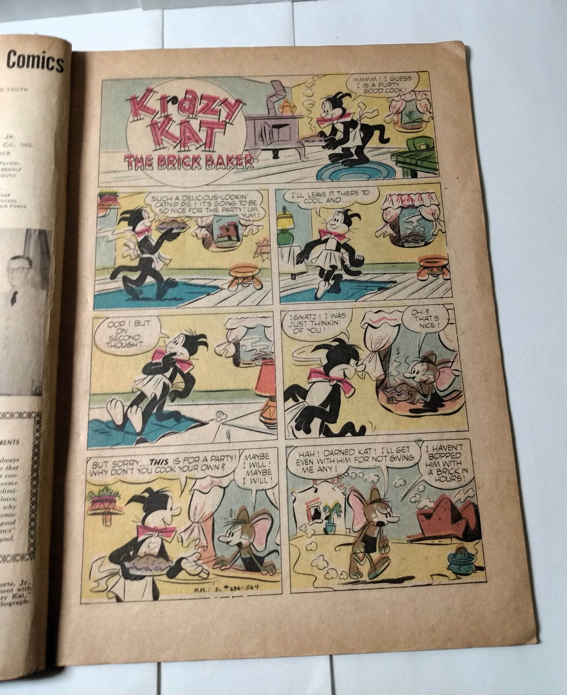 Krazy Kat Issue #696 Comic Book Dell 1956 Ignatz Mouse - TulipStuff