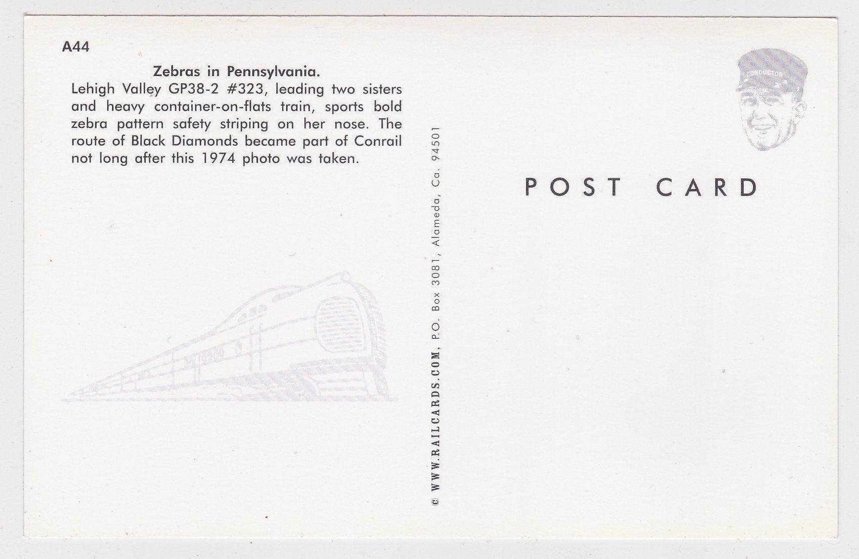 Lehigh Valley EMD GP38-2  Diesel Locomotive Freight Train in 1974 - TulipStuff