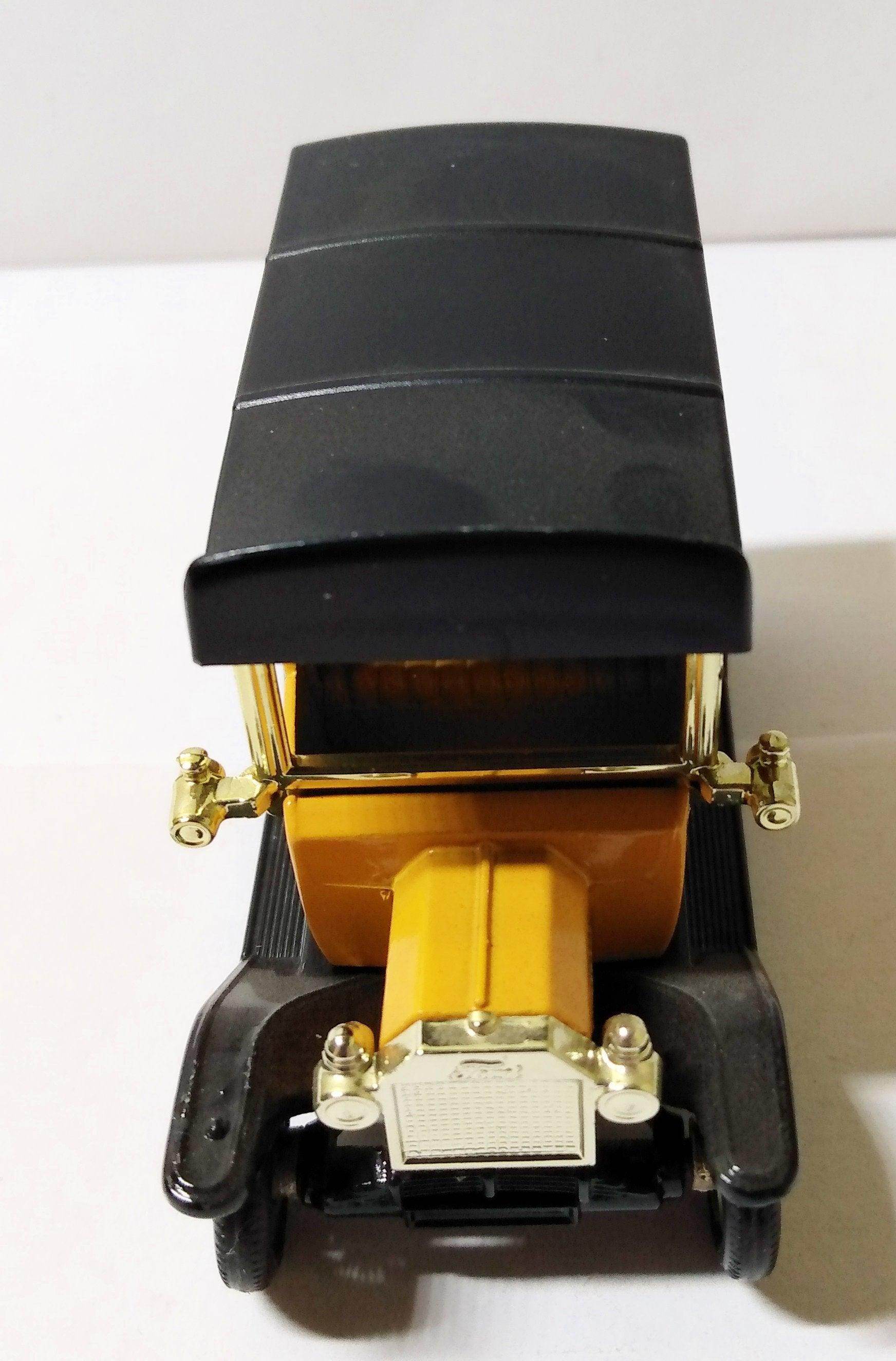 Lledo DG6 021 Coca Cola 1920 Ford Model T Van Yellow - TulipStuff