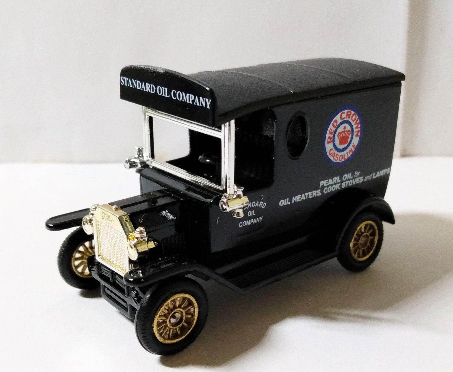 Lledo Chevron 1927 Pearl Oil Van Ford Model T Standard Oil - TulipStuff