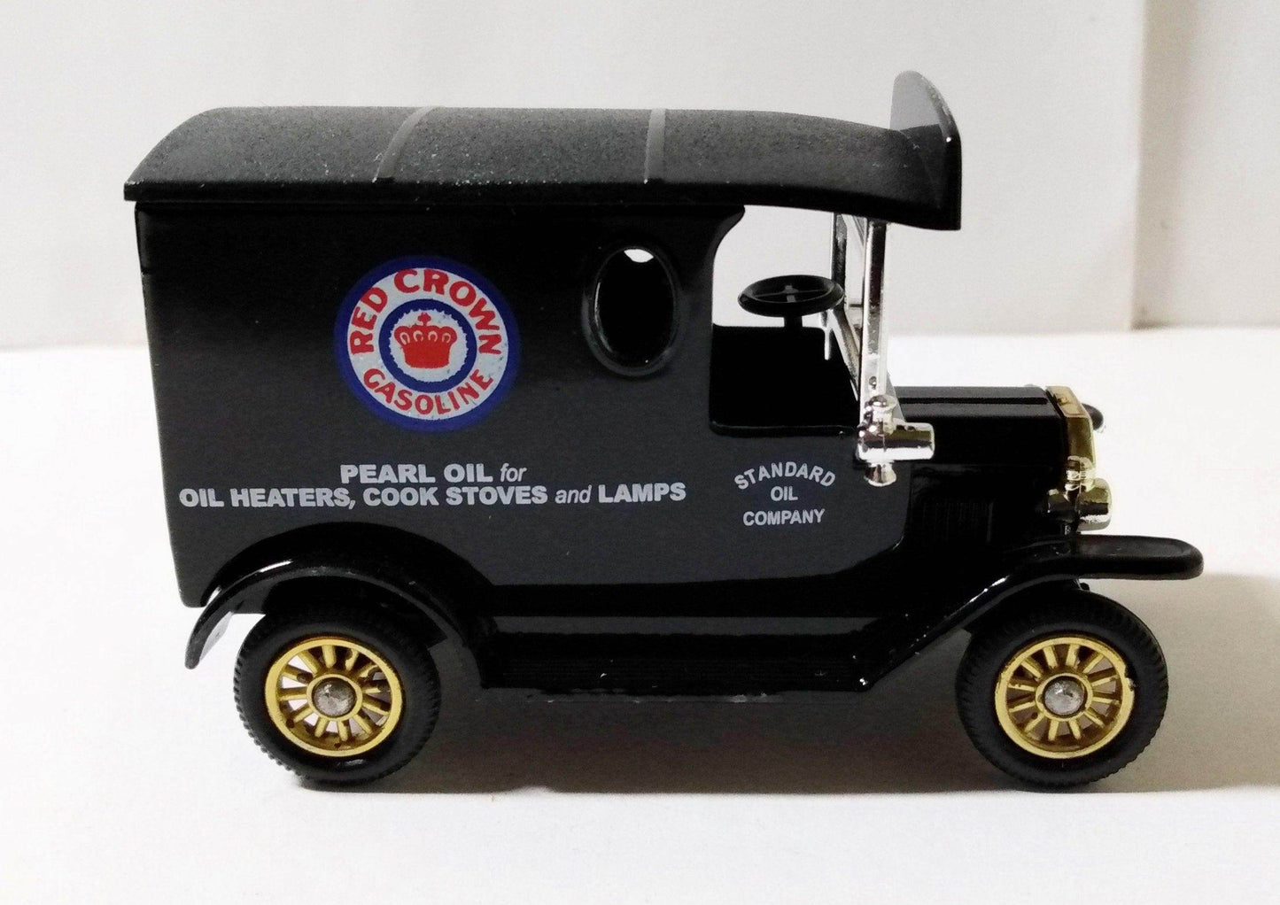 Lledo Chevron 1927 Pearl Oil Van Ford Model T Standard Oil - TulipStuff