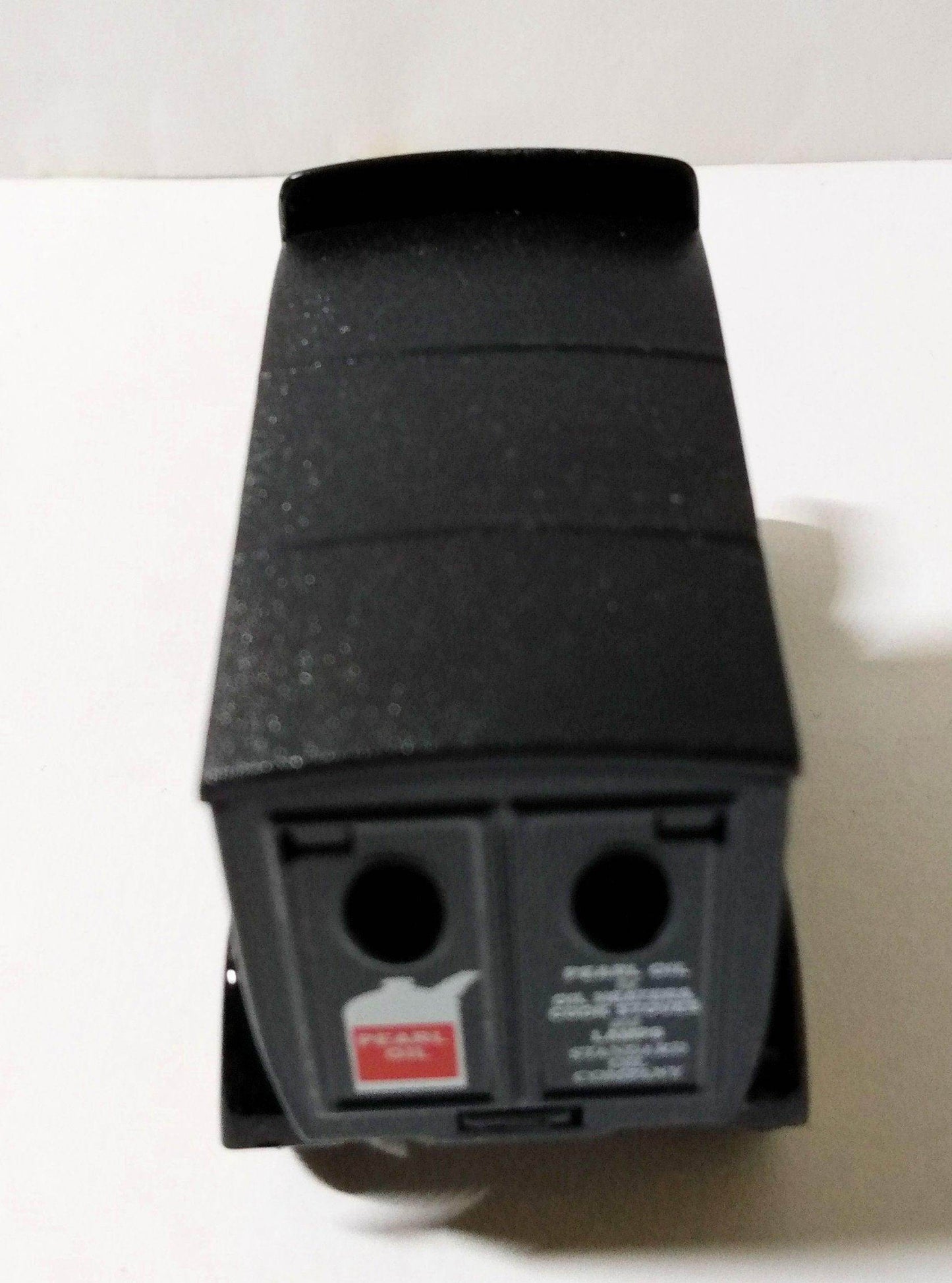 Lledo Chevron 1927 Pearl Oil Van Ford Model T Standard Oil - TulipStuff