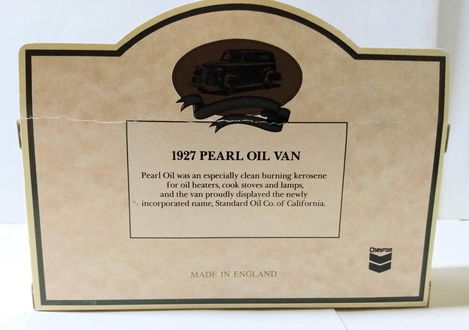 Lledo Chevron 1927 Pearl Oil Van Ford Model T Standard Oil - TulipStuff