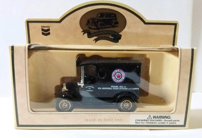 Lledo Chevron 1927 Pearl Oil Van Ford Model T Standard Oil - TulipStuff