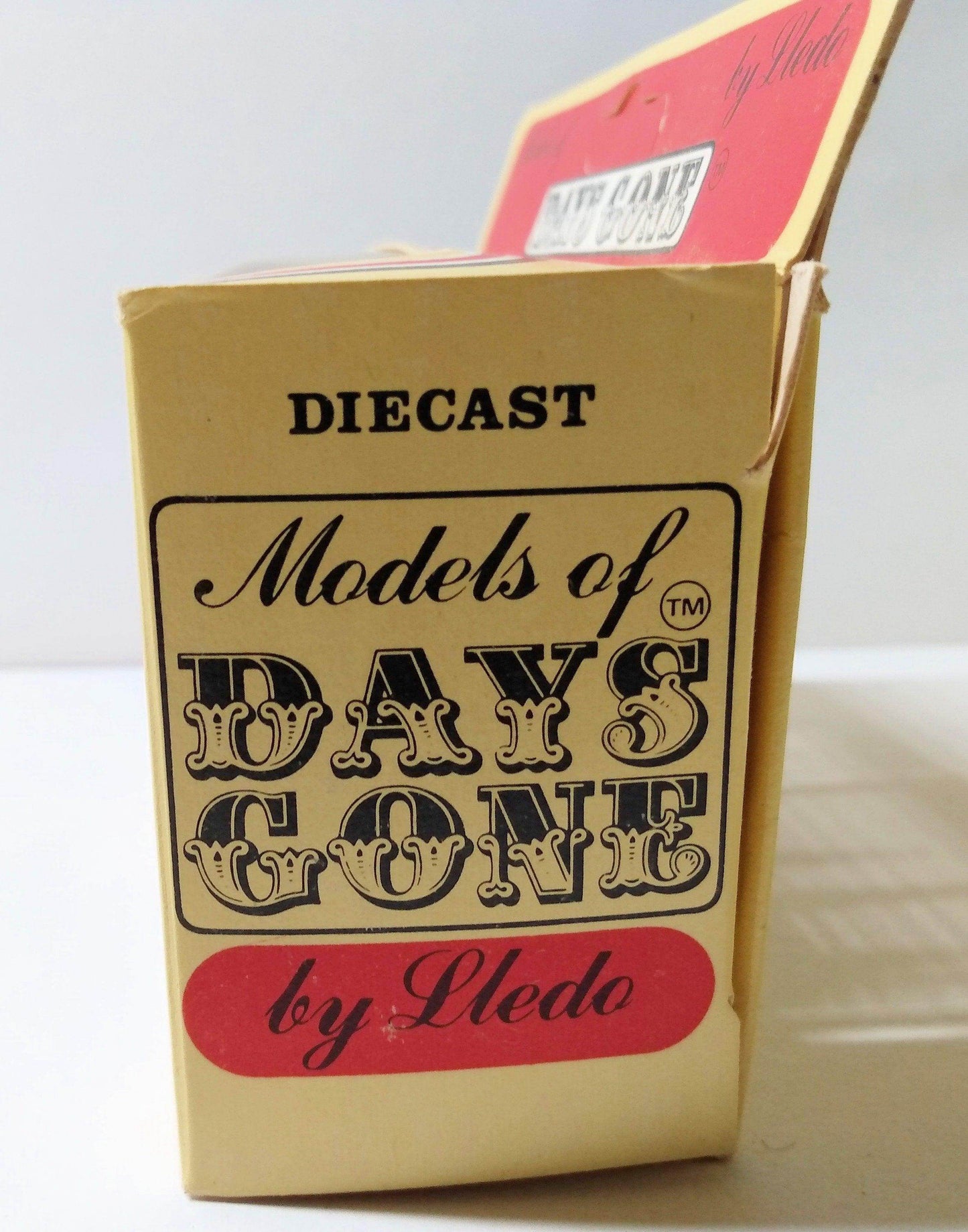 Lledo DG10 Brighton Belle 1935 Dennis Coach Bus Made in England 1984 - TulipStuff