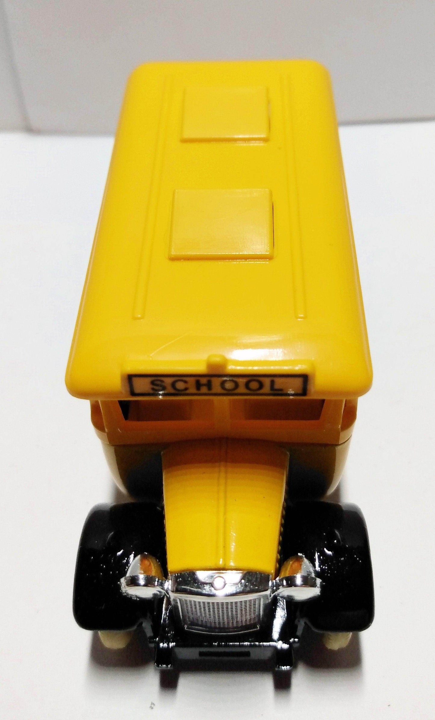 Lledo DG10 Union Free School District 1935 Dennis Coach School Bus Made in England 1984 - TulipStuff