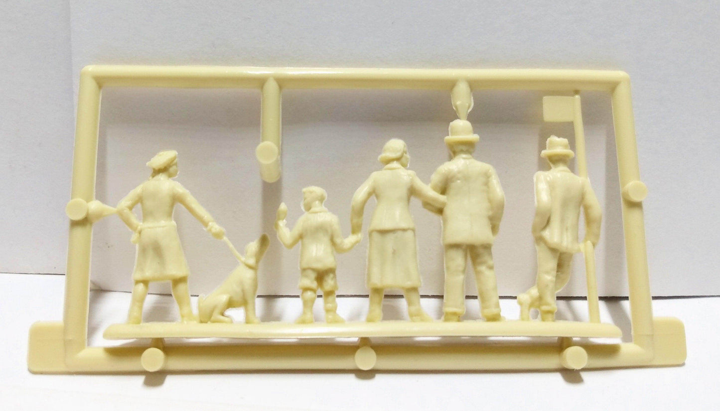 Lledo DG10 Union Free School District 1935 Dennis Coach School Bus Made in England 1984 - TulipStuff