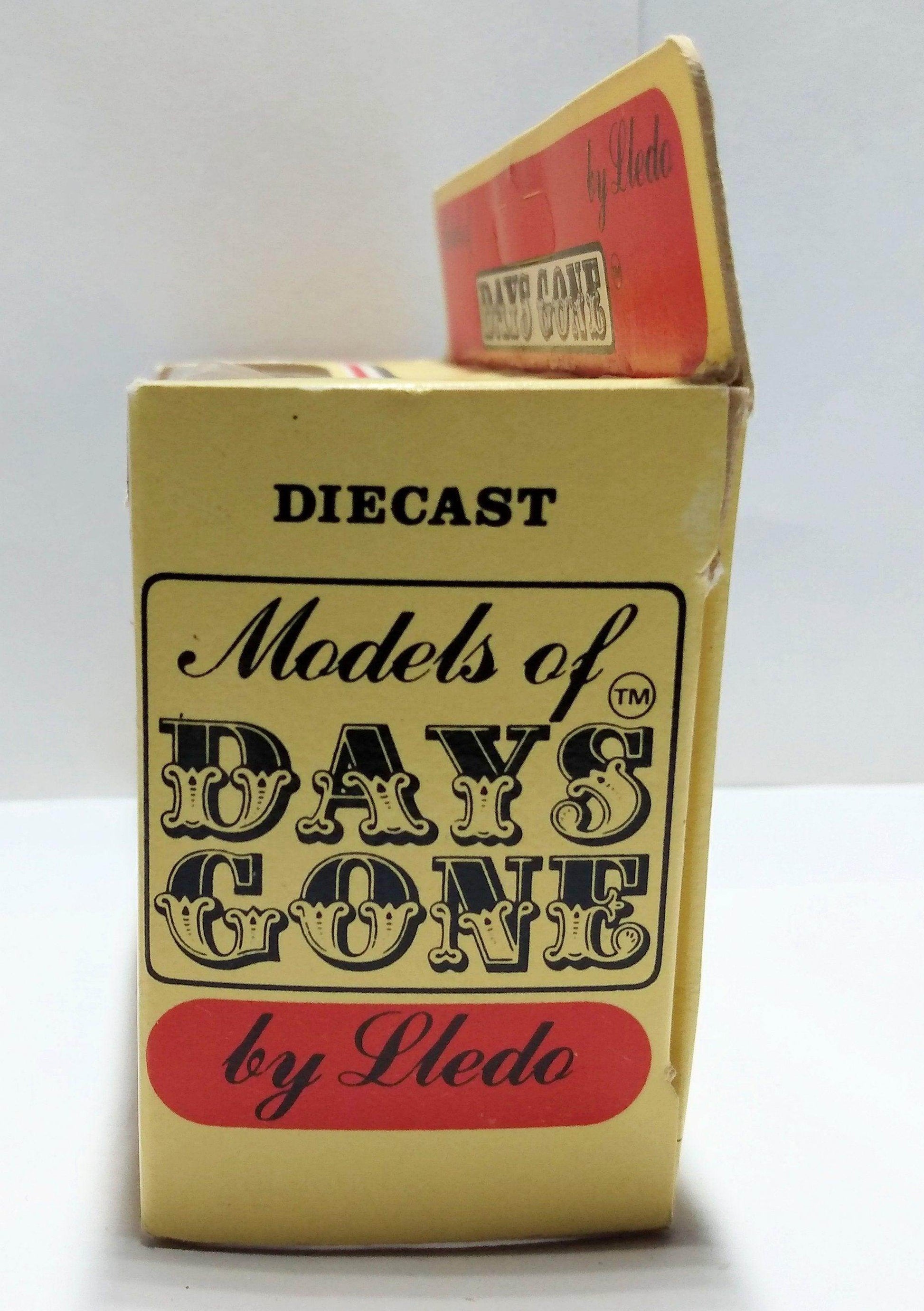 Lledo DG10 Union Free School District 1935 Dennis Coach School Bus Made in England 1984 - TulipStuff