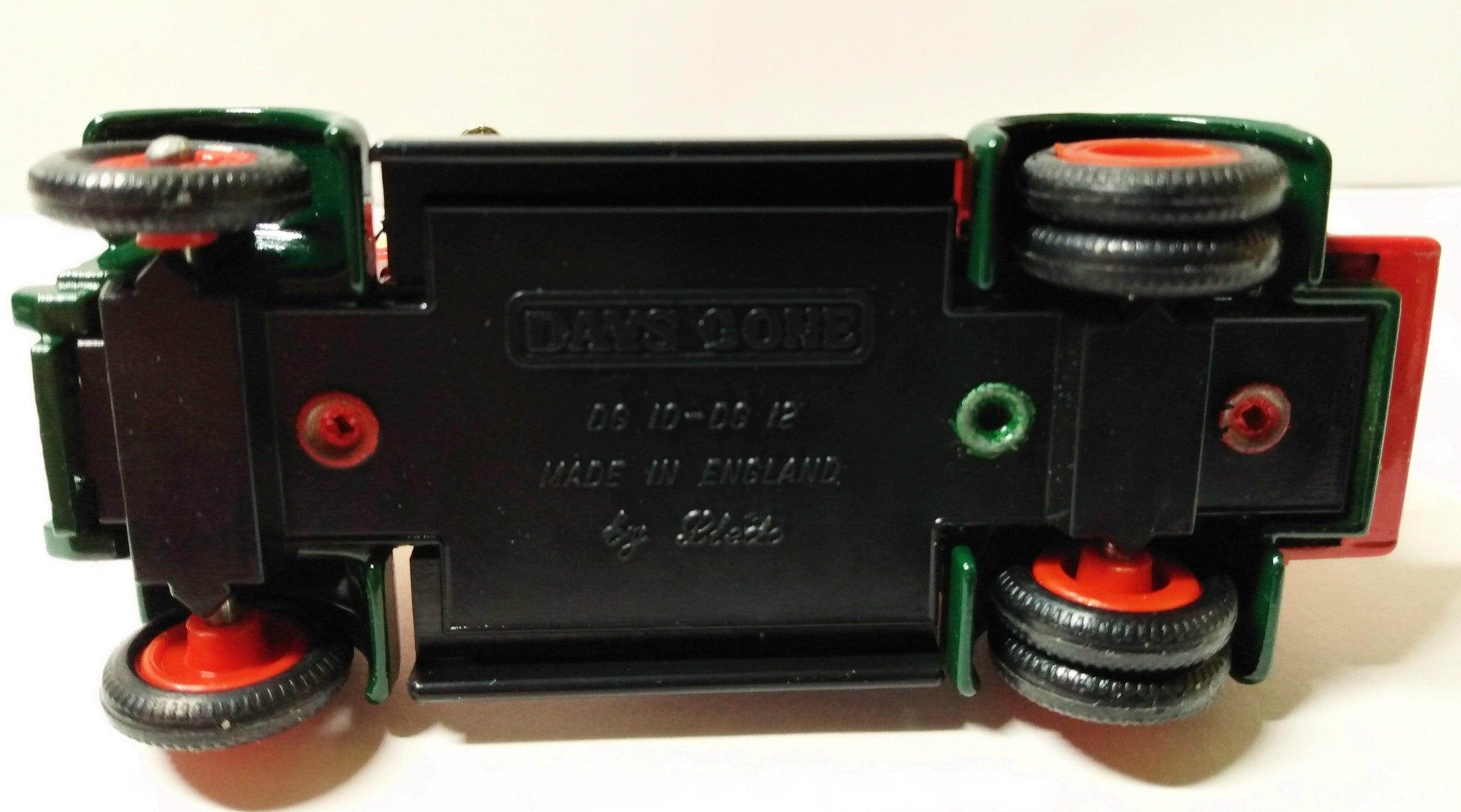 Lledo Models of Days Done DG12 1934 Dennis Fire Engine Luckhurst - TulipStuff