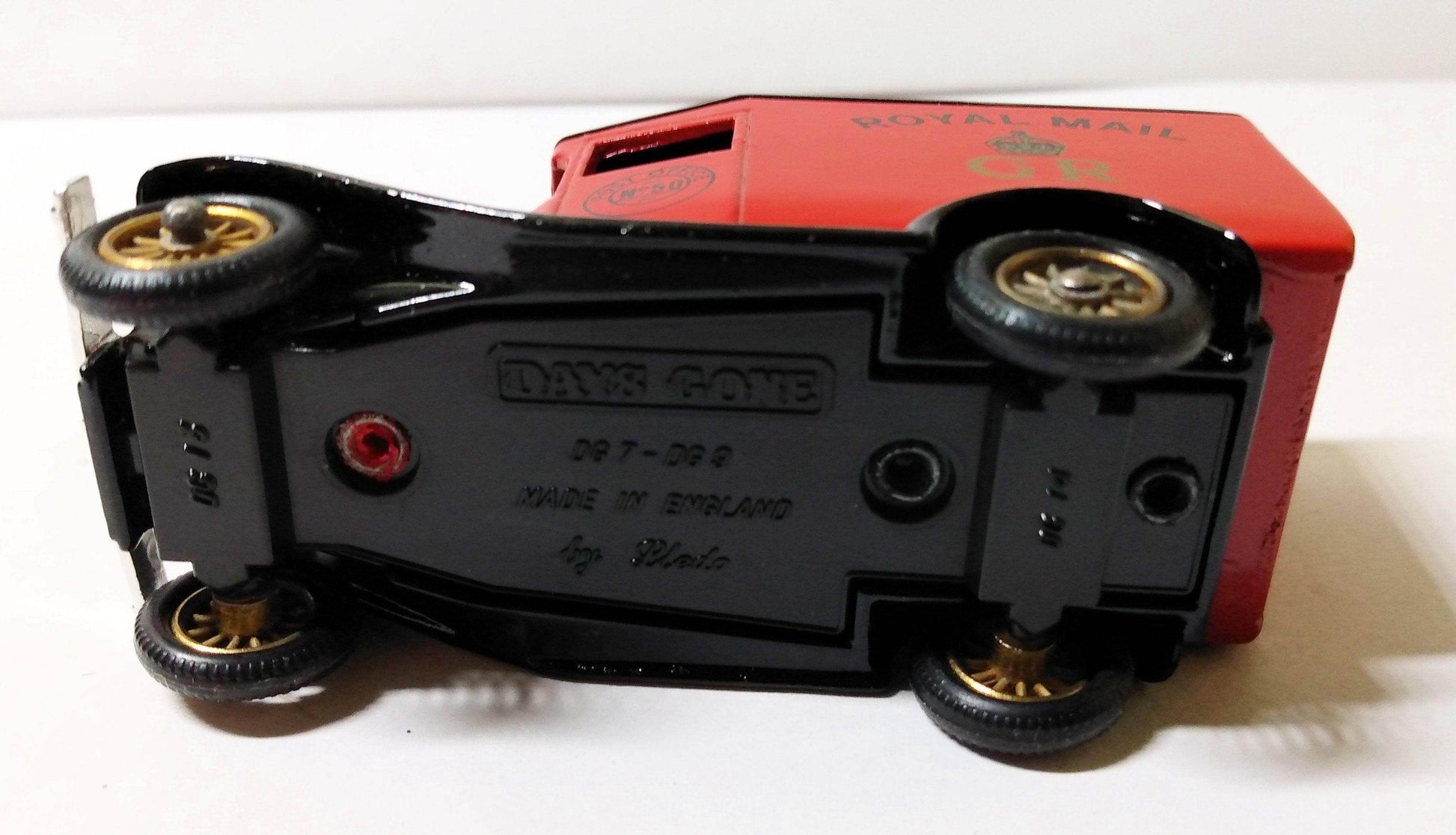 Lledo Models of Days Gone DG13 Royal Mail 1934 Ford Model A Van - TulipStuff