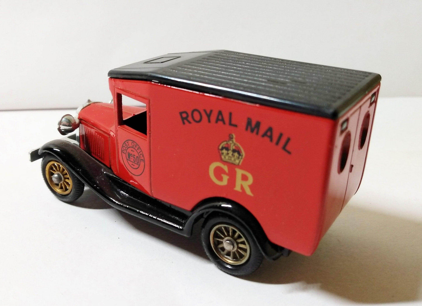 Lledo Models of Days Gone DG13 Royal Mail 1934 Ford Model A Van - TulipStuff
