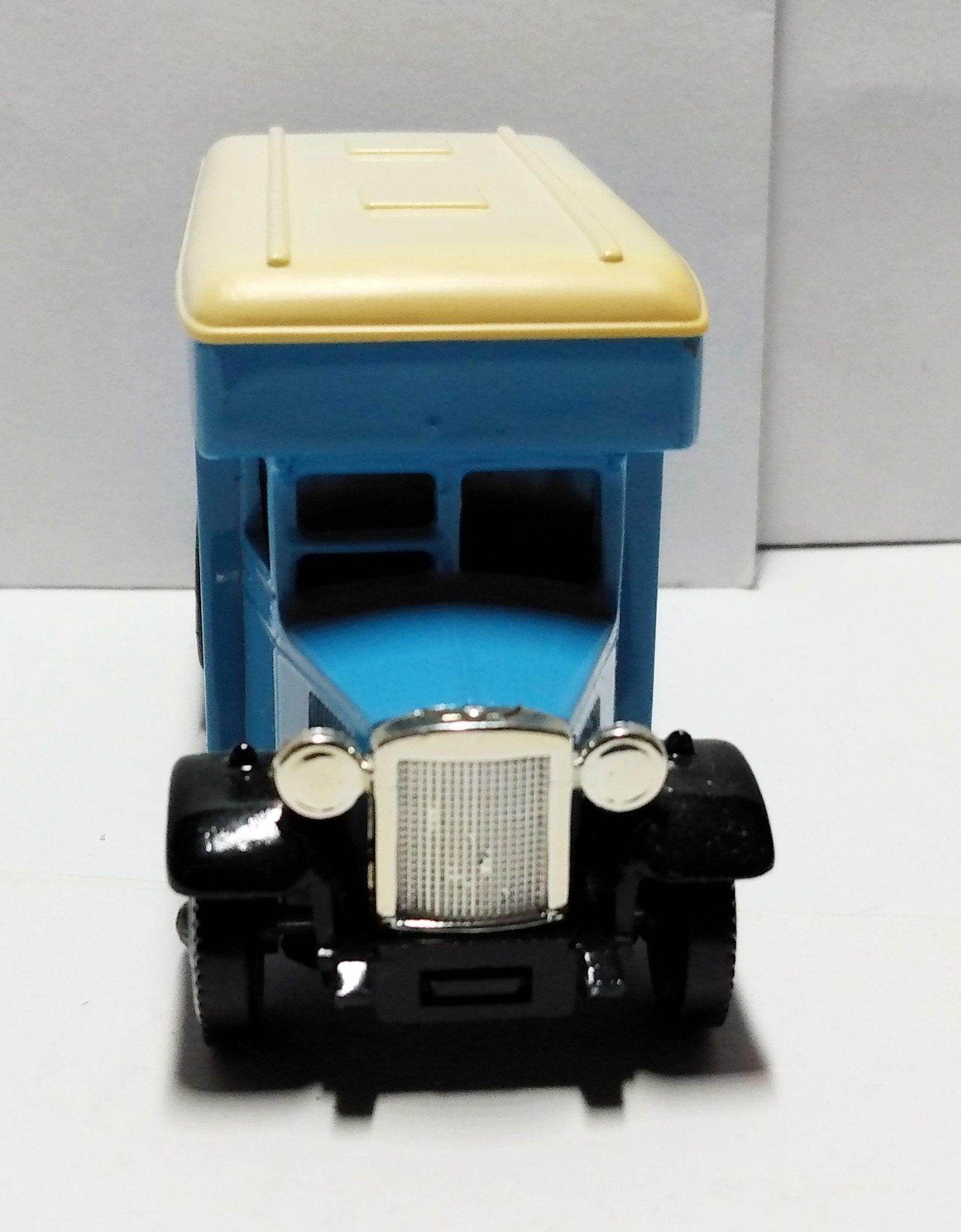 Lledo Days Gone DG16 1934 Dennis Parcels Van Good Year Tyres England - TulipStuff