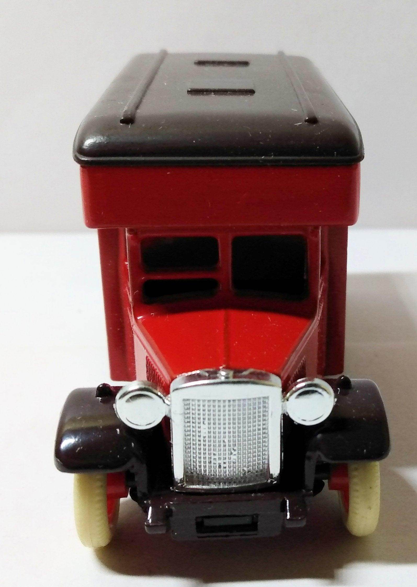 Lledo DG16 Hershey's Krackel 1934 Dennis Parcels Van England - TulipStuff