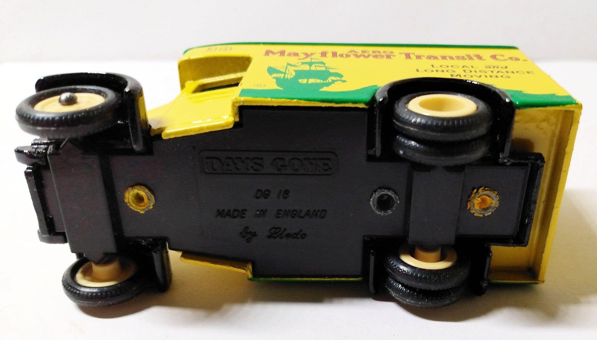 Lledo Days Gone DG16 1934 Dennis Parcels Van Mayflower Transit Co - TulipStuff