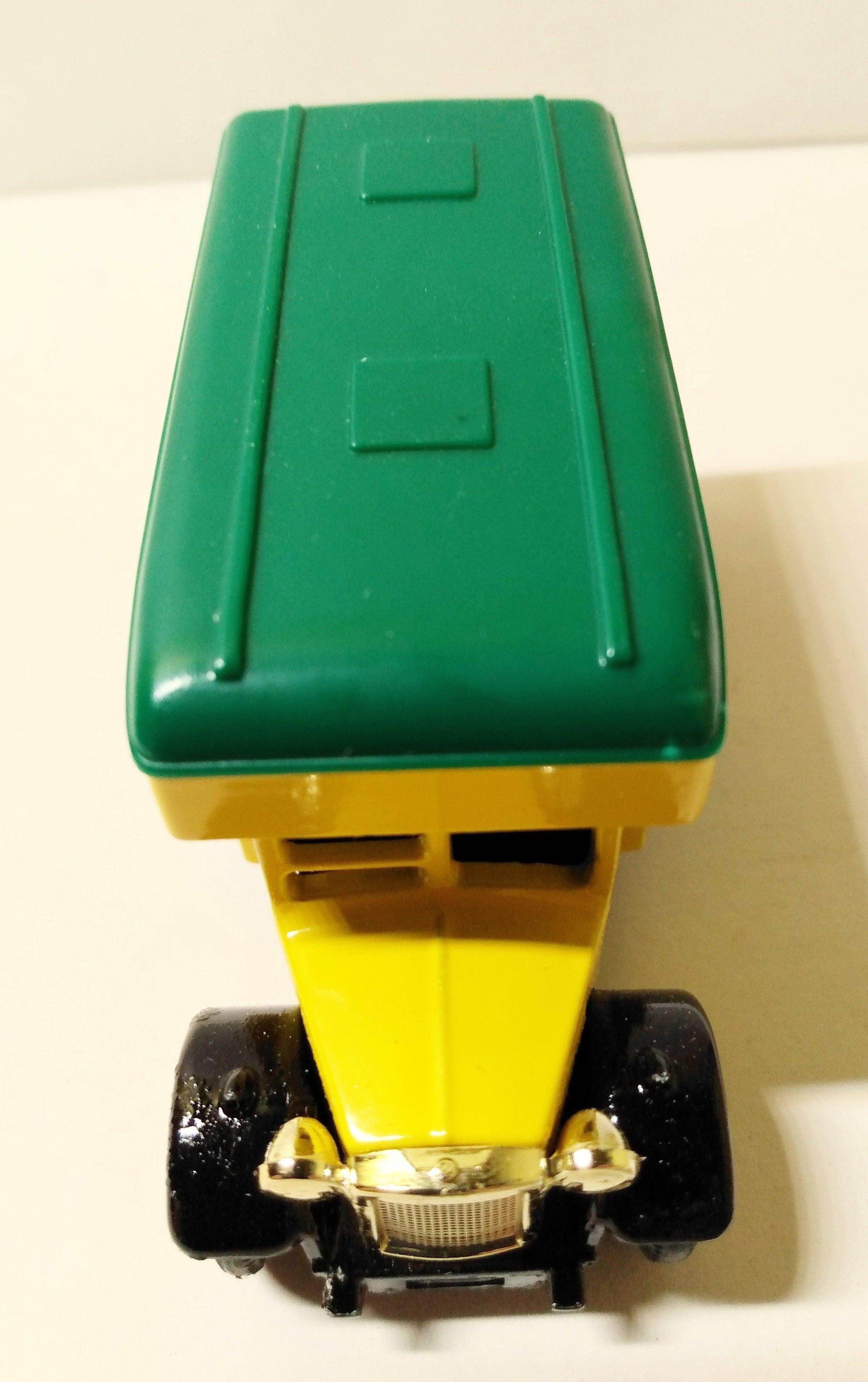 Lledo Days Gone DG16 1934 Dennis Parcels Van Mayflower Transit Co - TulipStuff