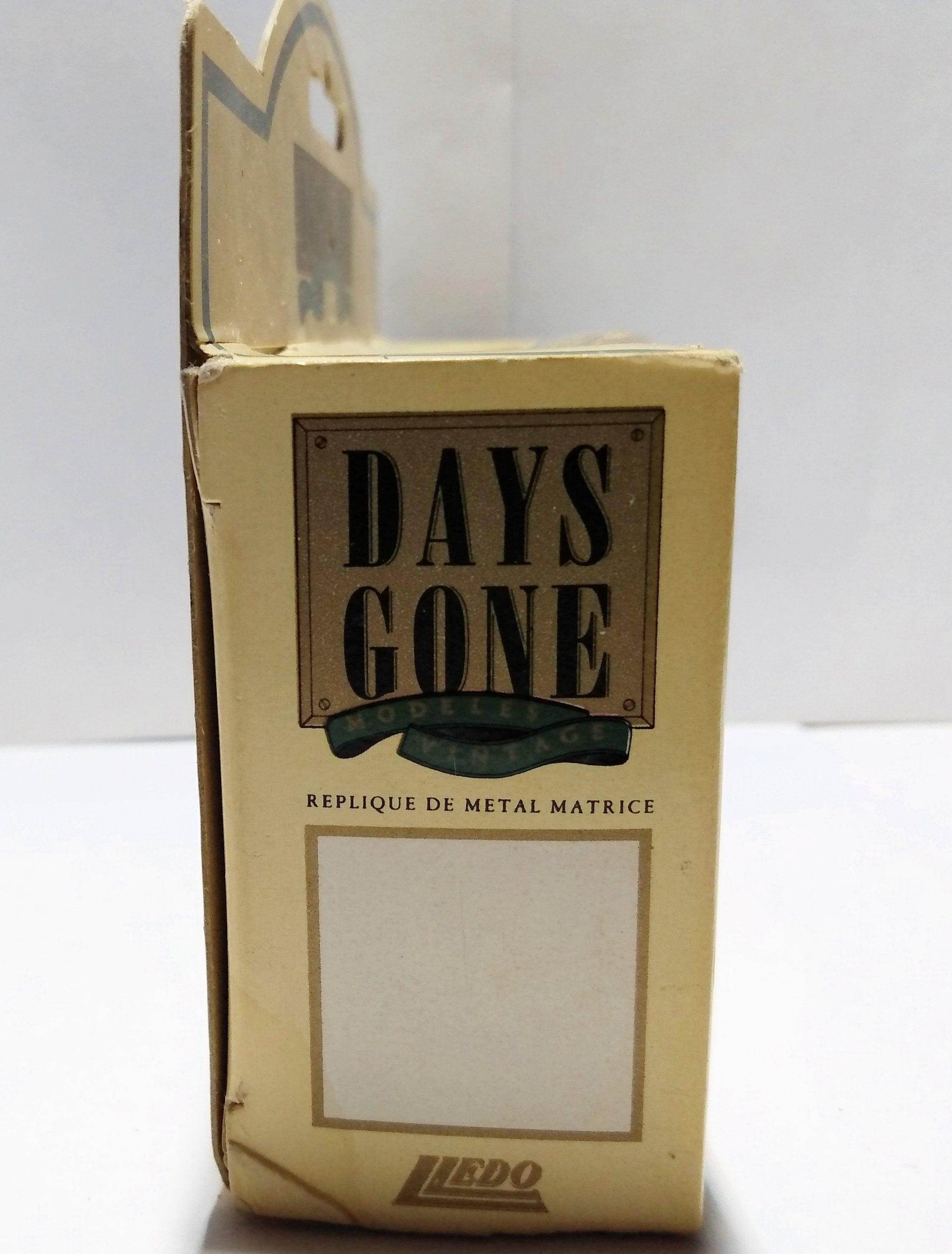 Lledo Days Gone DG17 1932 AEC Regent Single Deck Bus Colchester England - TulipStuff