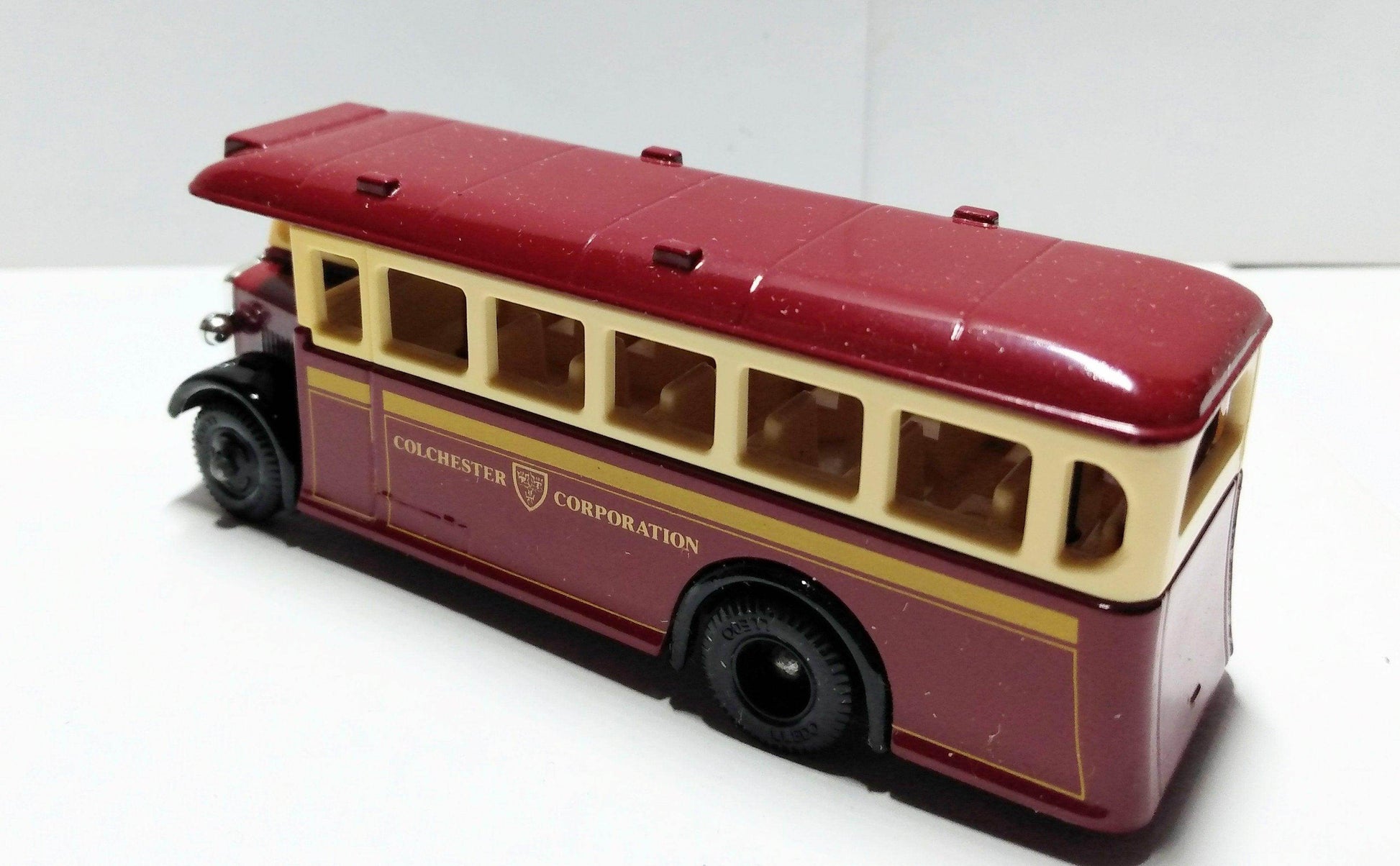 Lledo Days Gone DG17 1932 AEC Regent Single Deck Bus Colchester England - TulipStuff