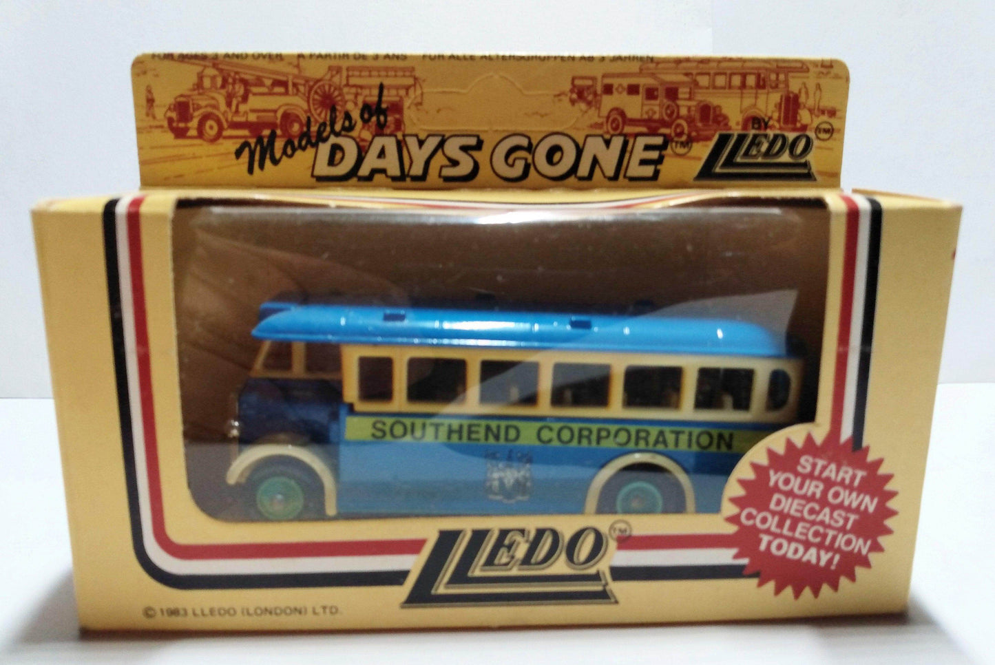 Lledo Days Gone DG17 1932 AEC Regent Single Deck Bus Southend England - TulipStuff