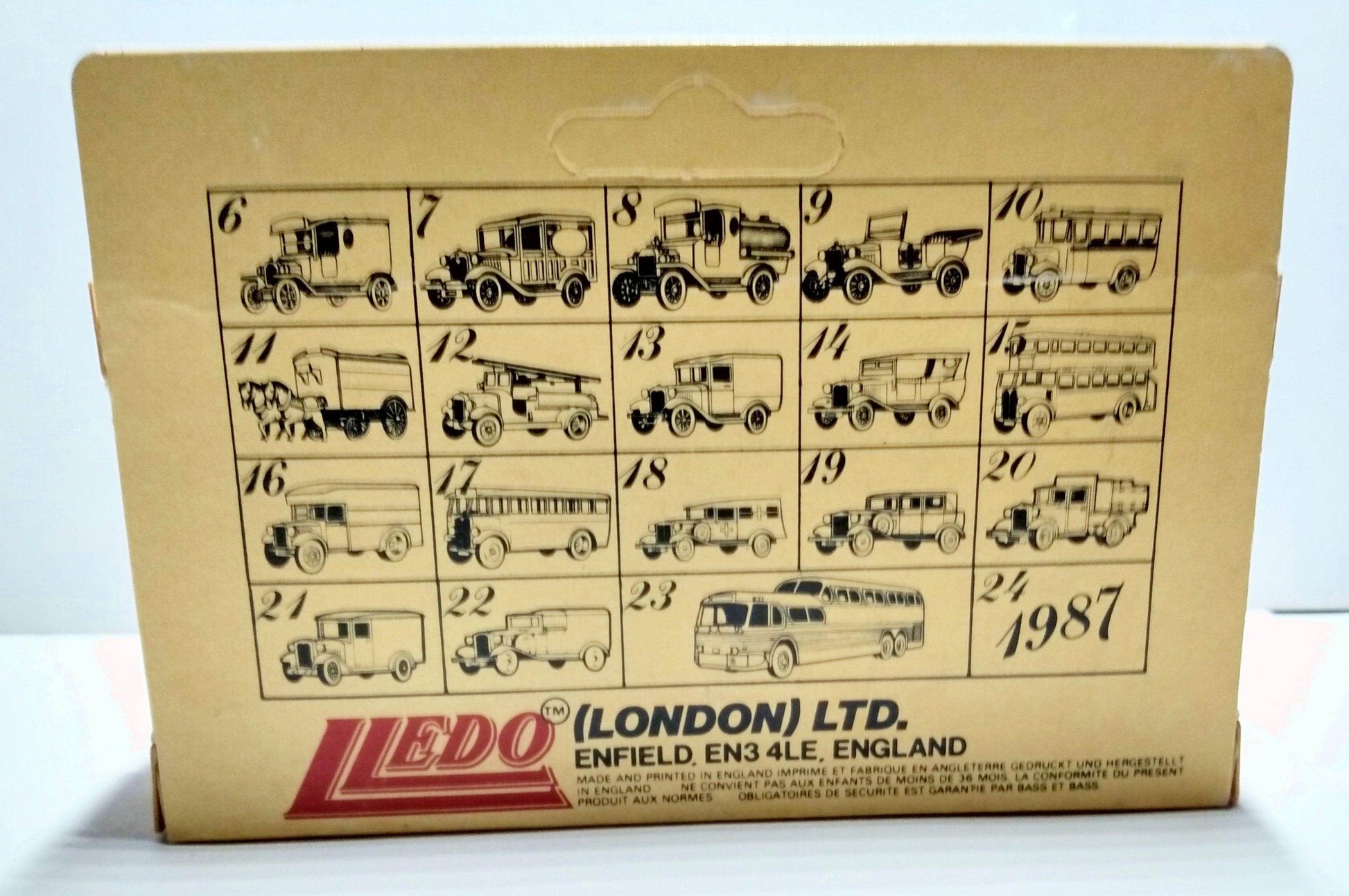 Lledo Days Gone DG17 1932 AEC Regent Single Deck Bus Southend England - TulipStuff