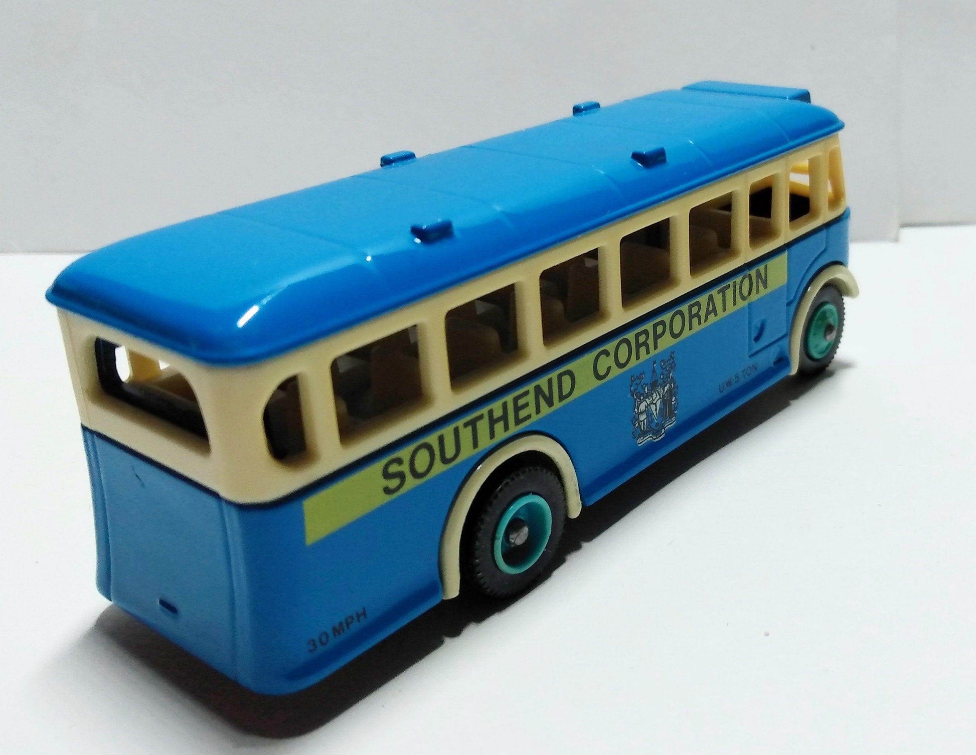Lledo Days Gone DG17 1932 AEC Regent Single Deck Bus Southend England - TulipStuff