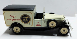 Lledo Days Gone DG22 FTD 1933 Packard Town Van Say It With Flowers - TulipStuff