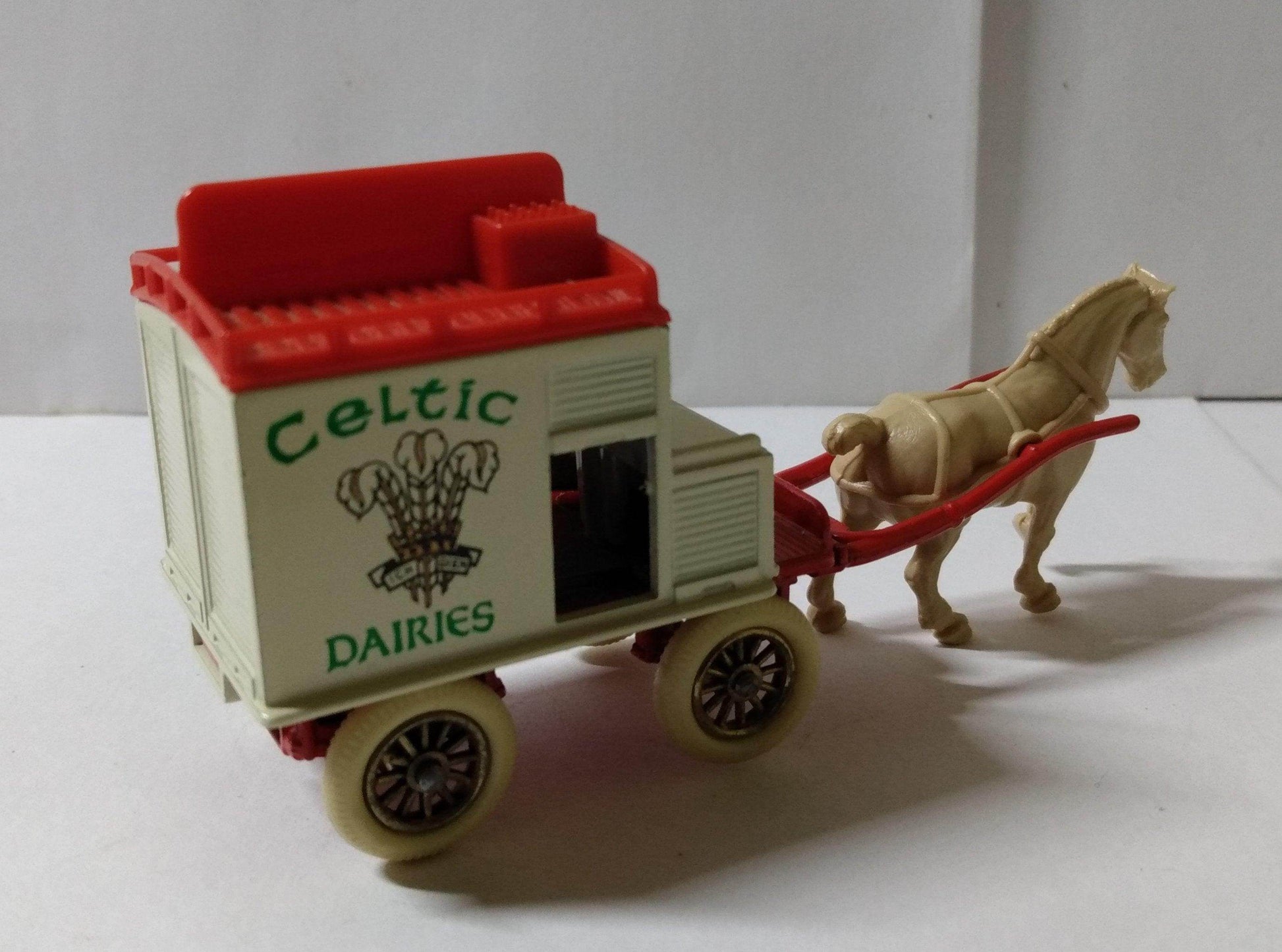 Lledo Days Gone DG2 Celtic Dairies Horse-Drawn Milk Float England - TulipStuff