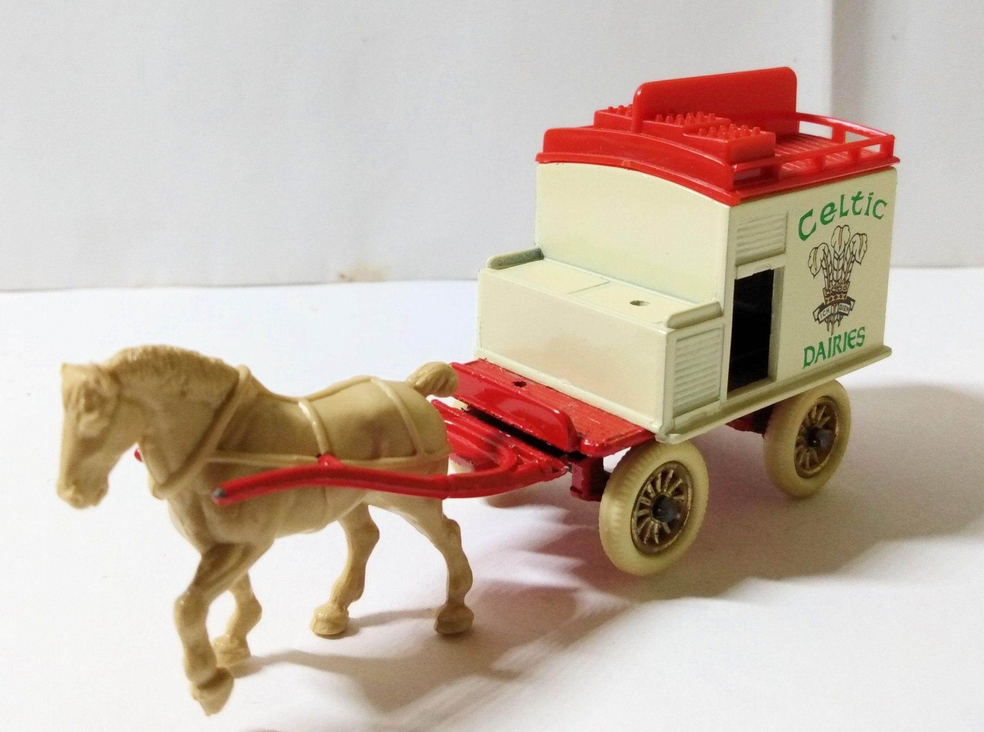 Lledo Days Gone DG2 Celtic Dairies Horse-Drawn Milk Float England - TulipStuff