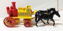 Load image into Gallery viewer, Lledo Models of Days Done DG5 Shand-Mason Horse-Drawn Fire Engine - TulipStuff
