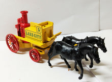 Load image into Gallery viewer, Lledo Models of Days Done DG5 Shand-Mason Horse-Drawn Fire Engine - TulipStuff
