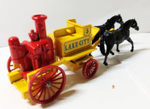 Load image into Gallery viewer, Lledo Models of Days Done DG5 Shand-Mason Horse-Drawn Fire Engine - TulipStuff
