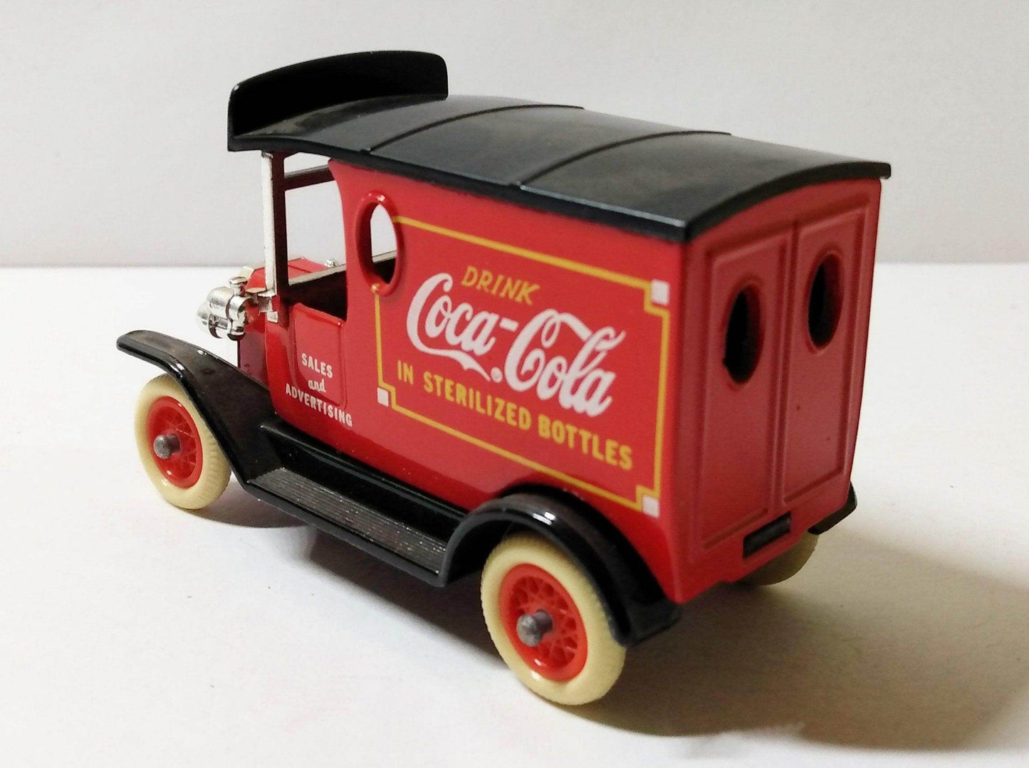 Lledo DG6 058 Drink Coca Cola 1920 Ford Model T Van Red - TulipStuff