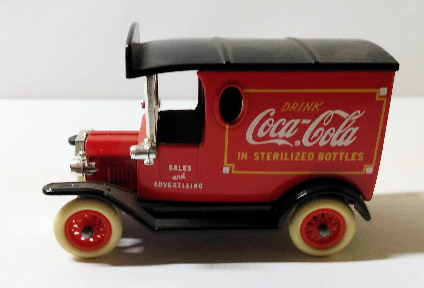 Lledo DG6 058 Drink Coca Cola 1920 Ford Model T Van Red - TulipStuff