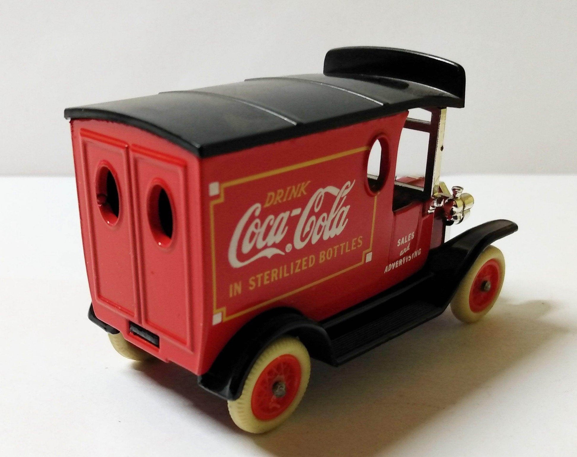 Lledo DG6 058 Drink Coca Cola 1920 Ford Model T Van Red - TulipStuff