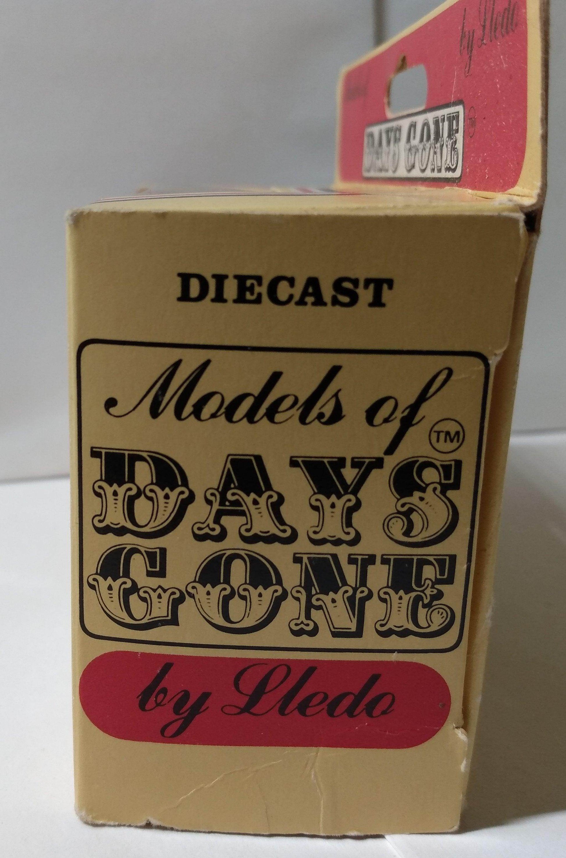 Lledo Models of Days Gone DG6 Barclays 1920 Ford Model T Van 1985 - TulipStuff