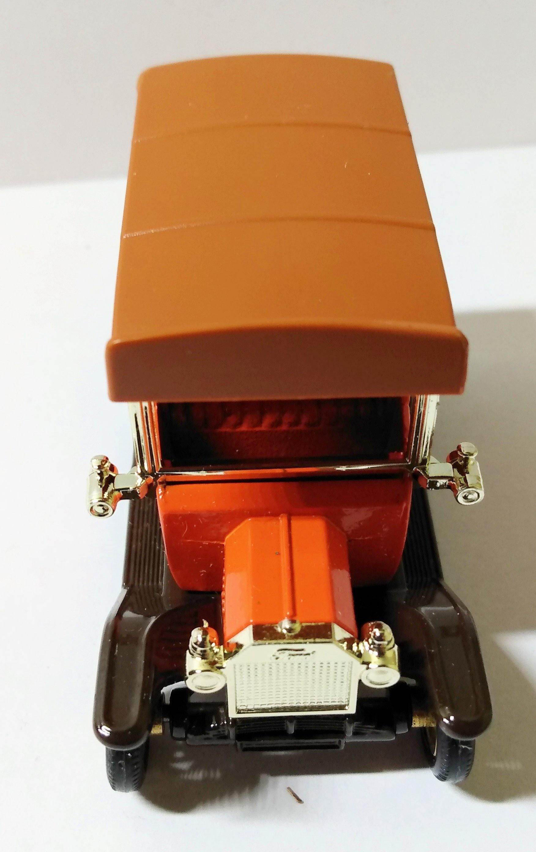 Lledo Models of Days Gone DG6 Ovaltine 1920 Ford Model T Van 1983 - TulipStuff