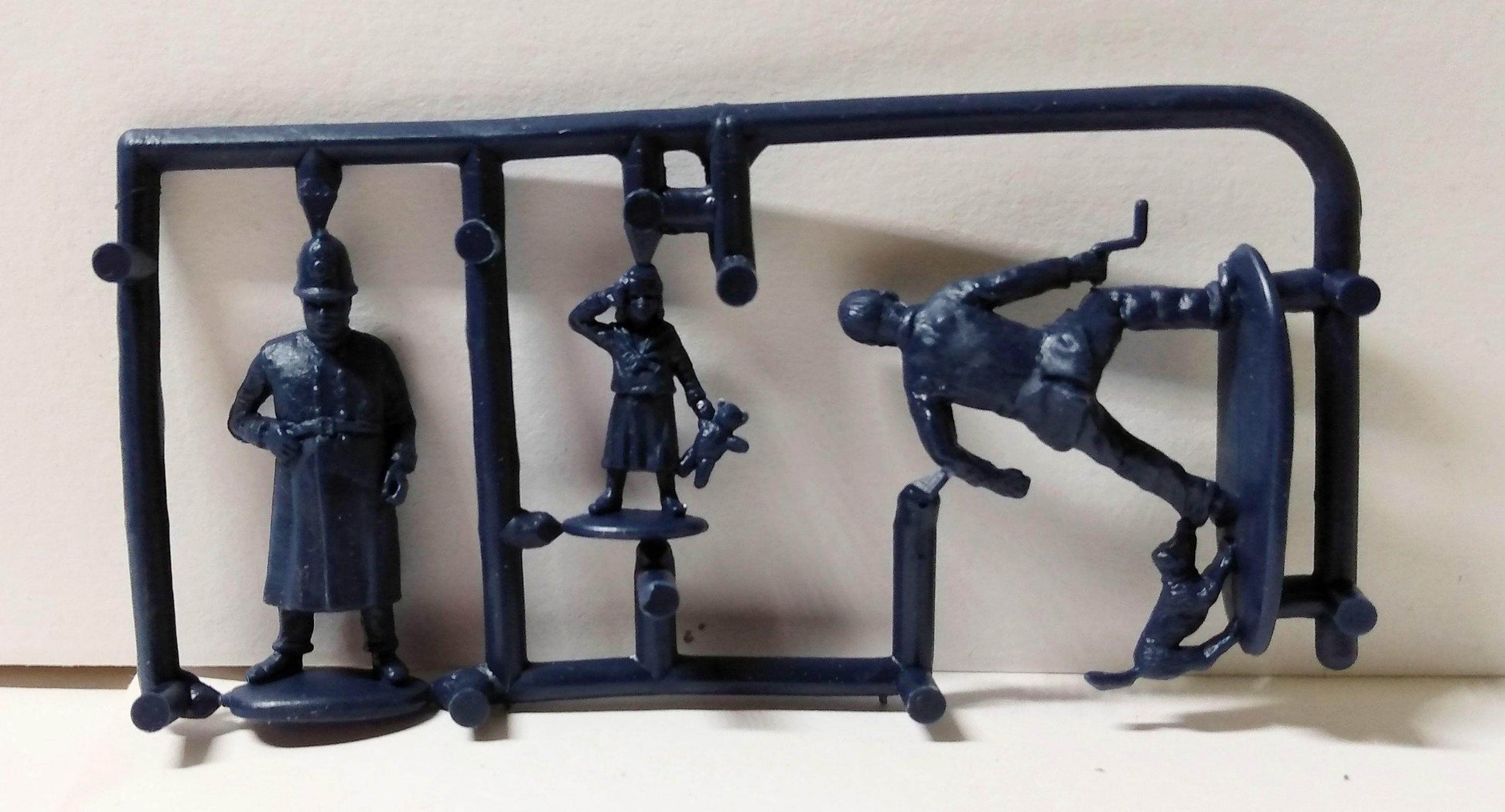 Lledo Models of Days Gone DG6 Ovaltine 1920 Ford Model T Van 1983 - TulipStuff