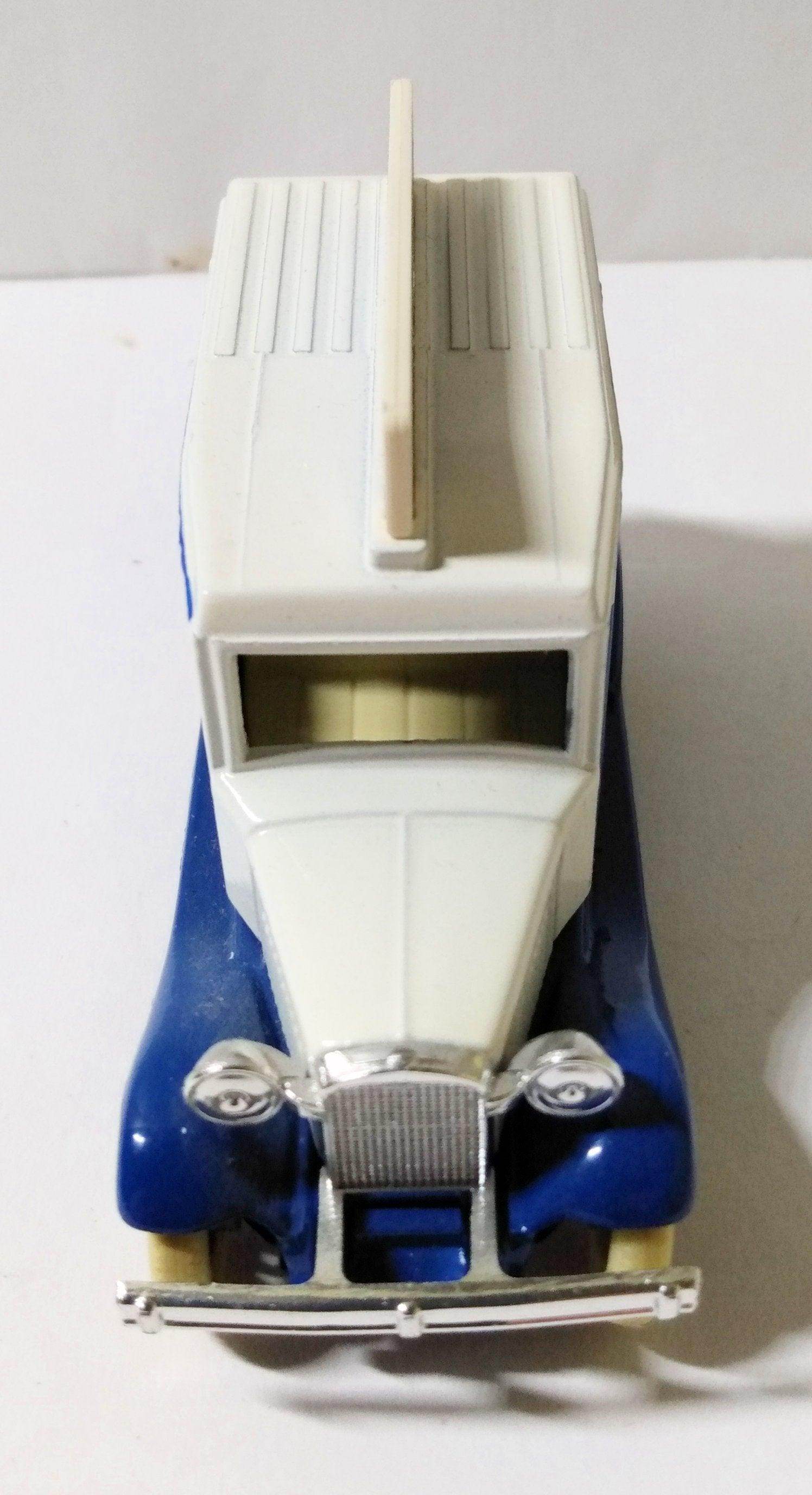 Lledo Days Gone DG7 1934 Ford Model A Woody Wagon Godfrey Davis Ford - TulipStuff