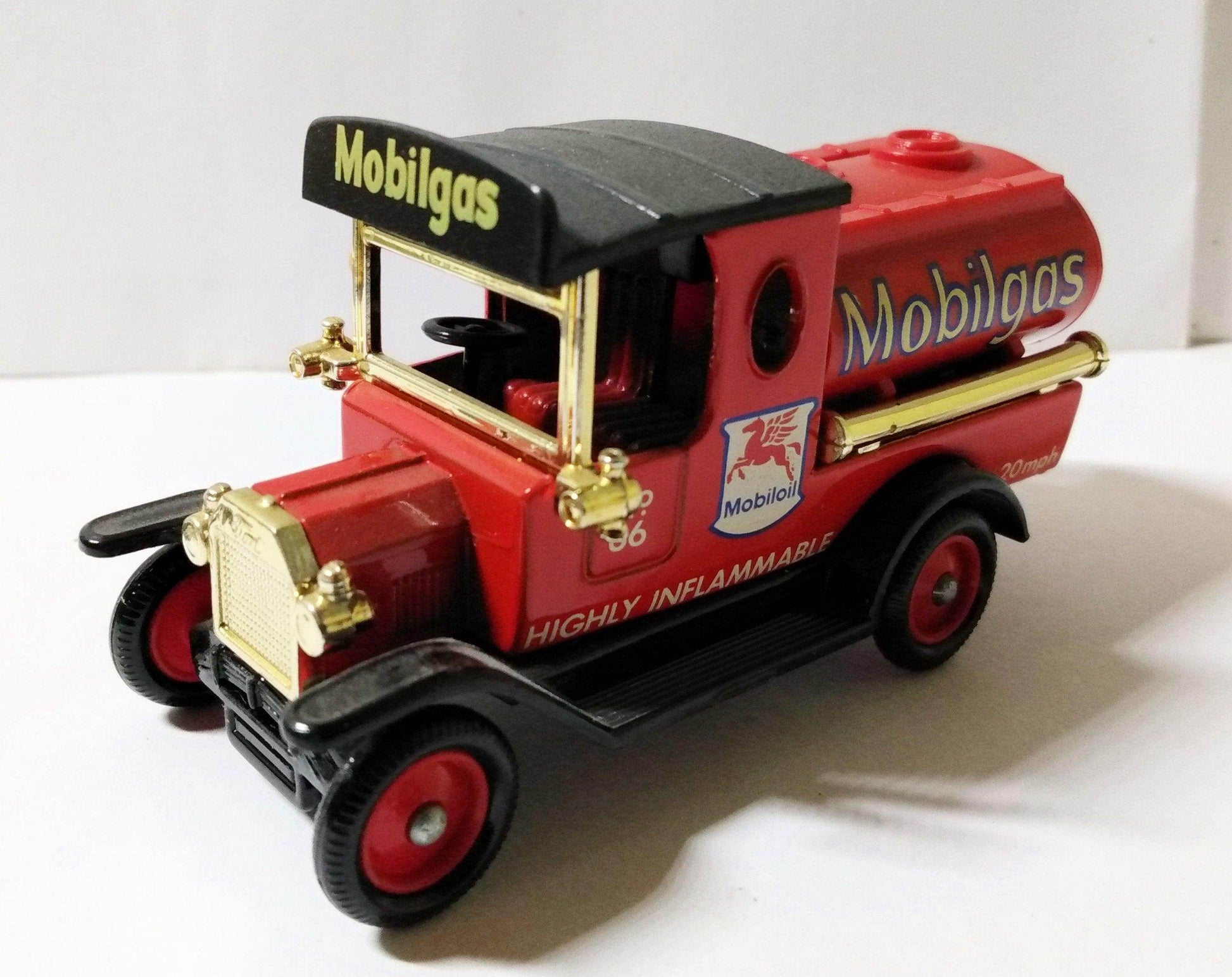 Lledo Days Gone DG8 1920 Ford Model T Tanker Mobil Gas England - TulipStuff