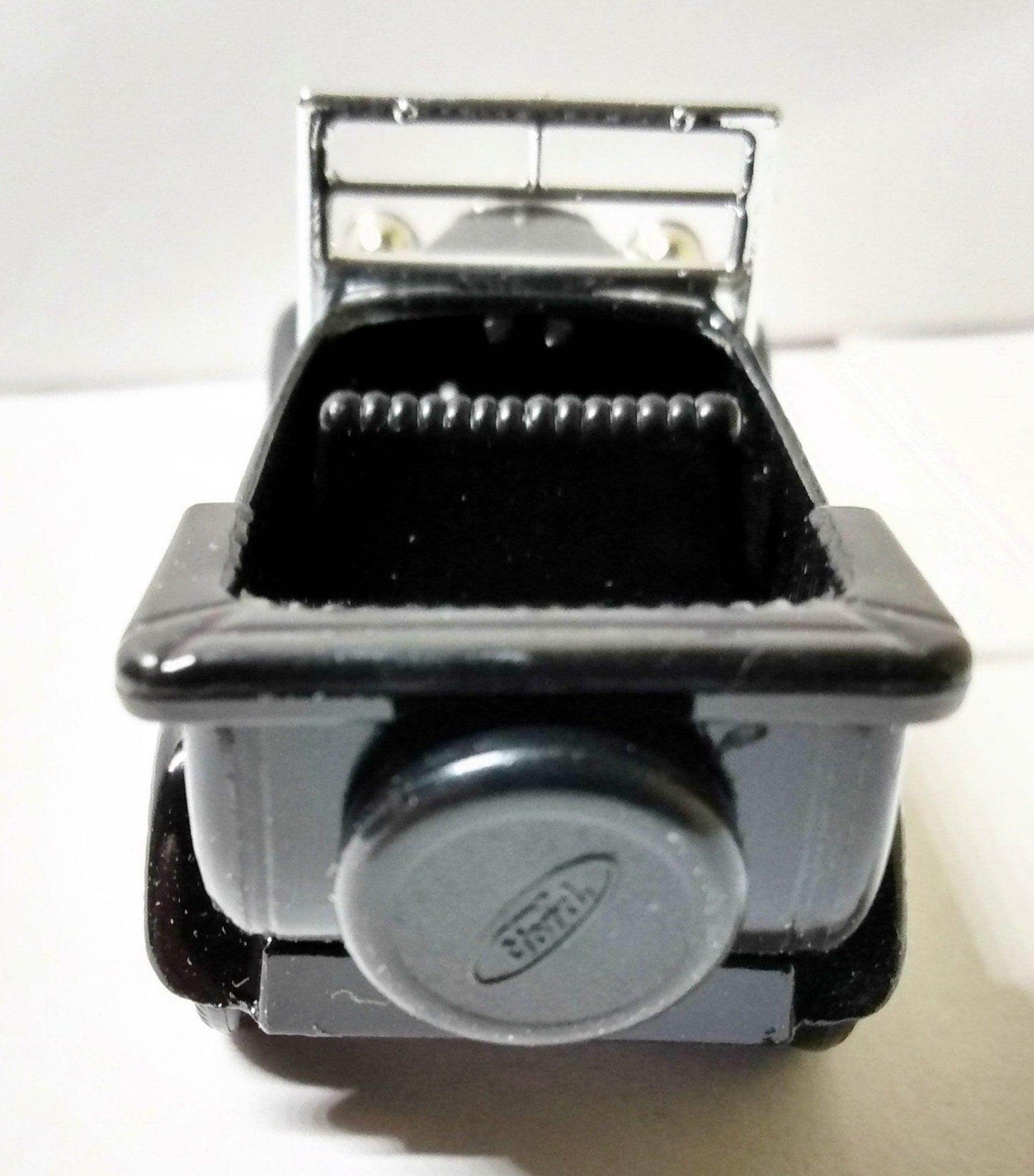 Lledo Days Gone DG9 1934 Ford Model A Fifteen Millionth Ford 1985 - TulipStuff