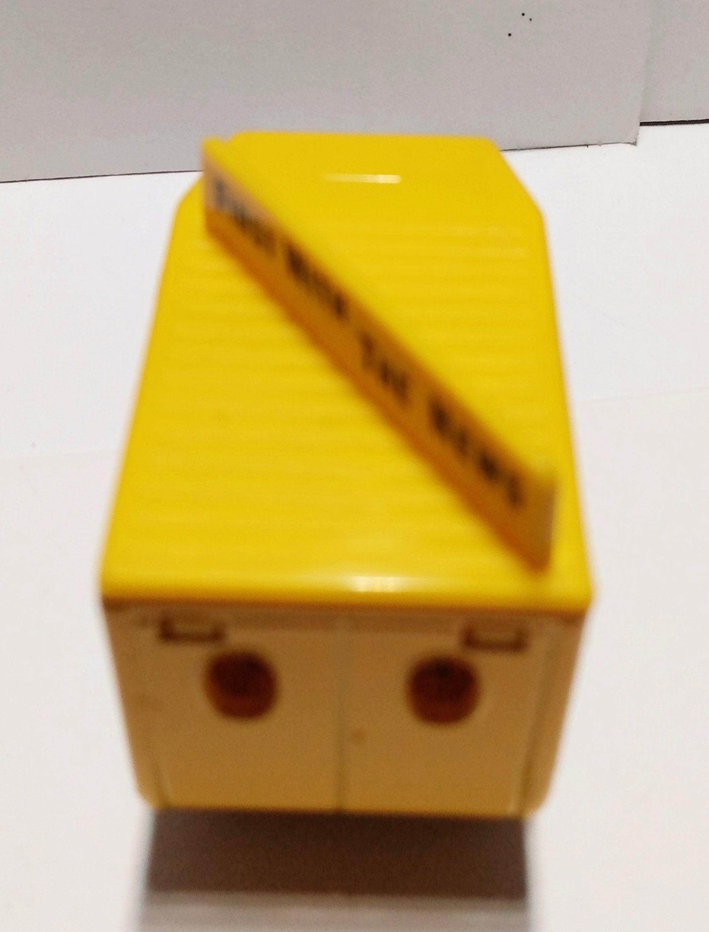 Lledo Models of Days Gone DG13 Evening News 1934 Ford Model A Van - TulipStuff