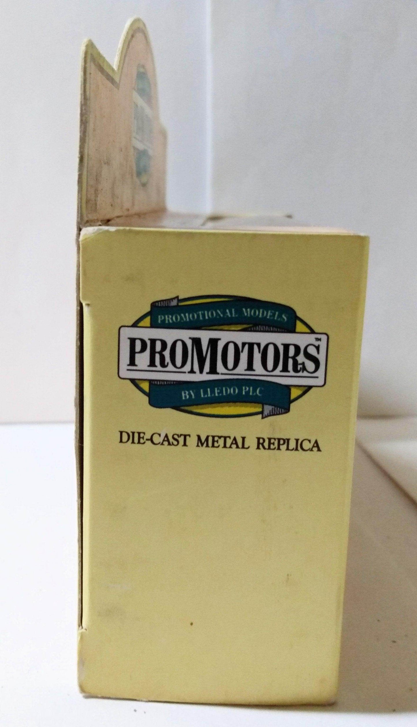 Lledo ProMotors 1932 AEC Regent Double Deck Bus Churchills of London - TulipStuff