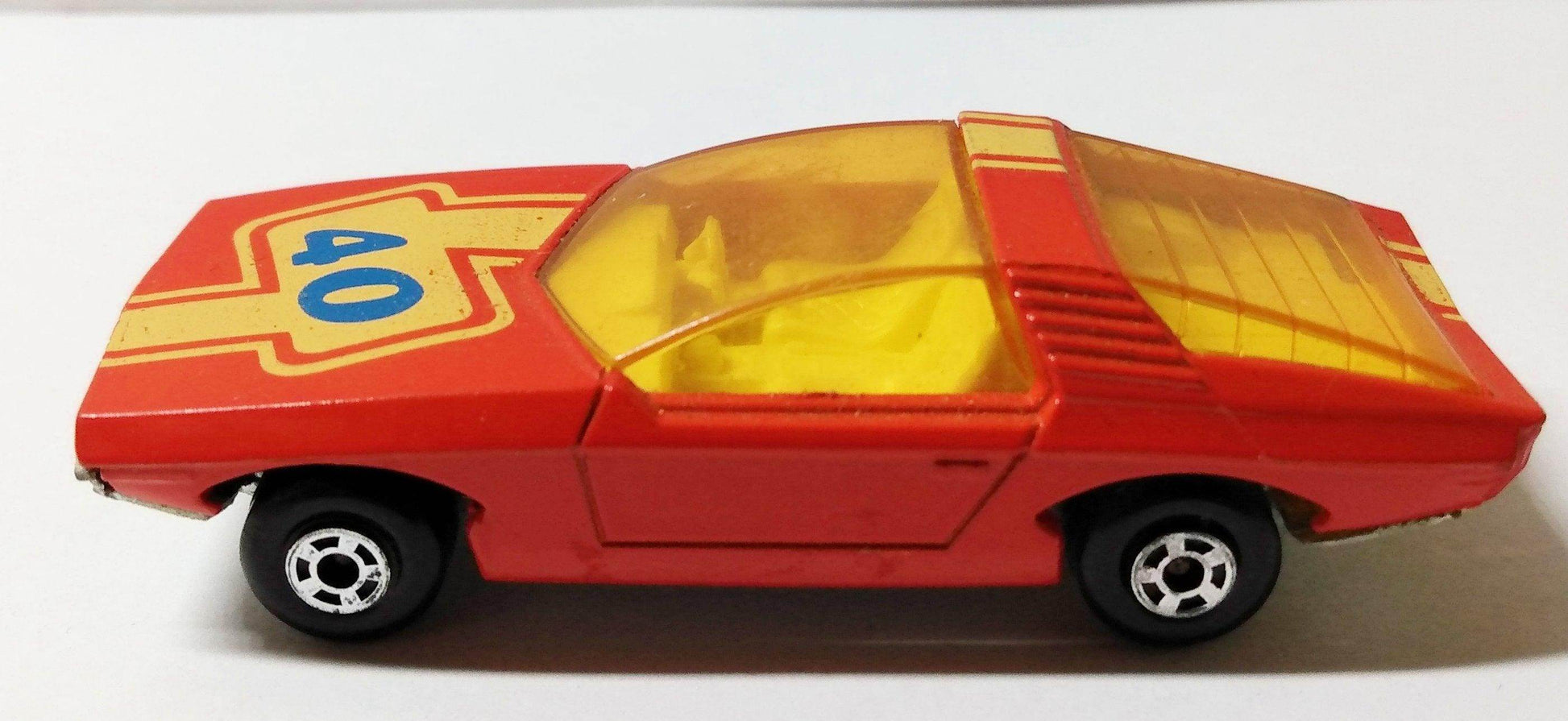 Lesney Matchbox No 40 Vauxhall Guildsman Superfast 1975 - TulipStuff