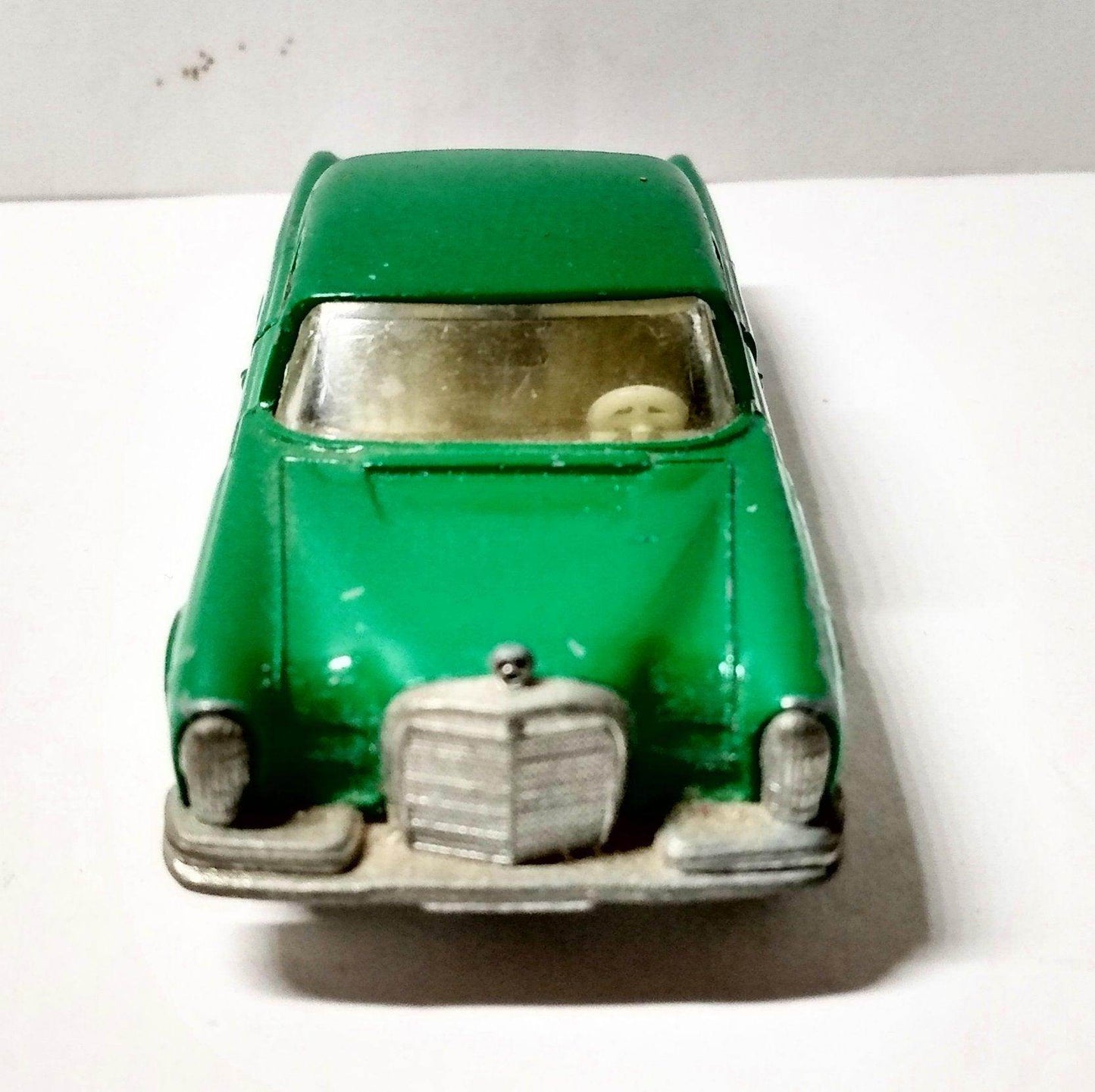 Lesney Matchbox 46 Mercedes-Benz 300SE 1968 England Green - TulipStuff